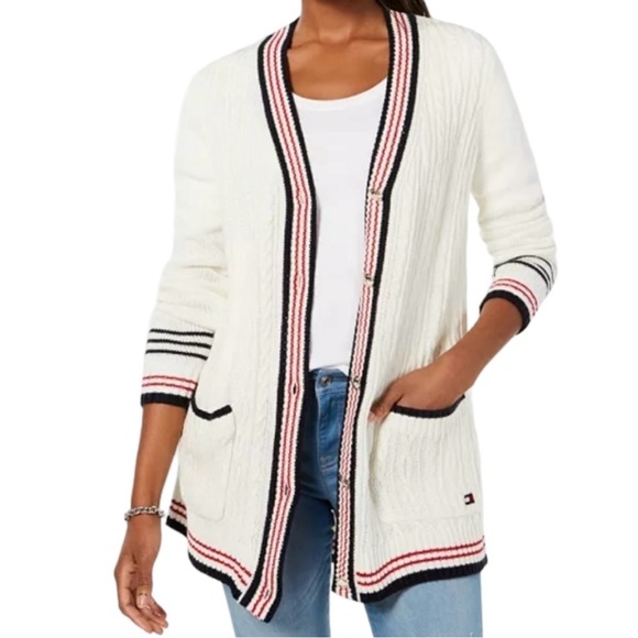 Tommy Hilfiger Sweaters - Tommy Hilfiger cable knit button cardigan !! Size XS